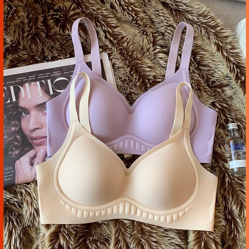 Japanese Seamless Breathable Small Chest Push-Up Bra for Women Without Underwire, Soft Support, Anti-Sagging, Side Breast Collection Bra
