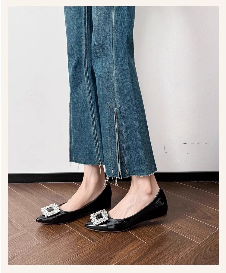 검은색