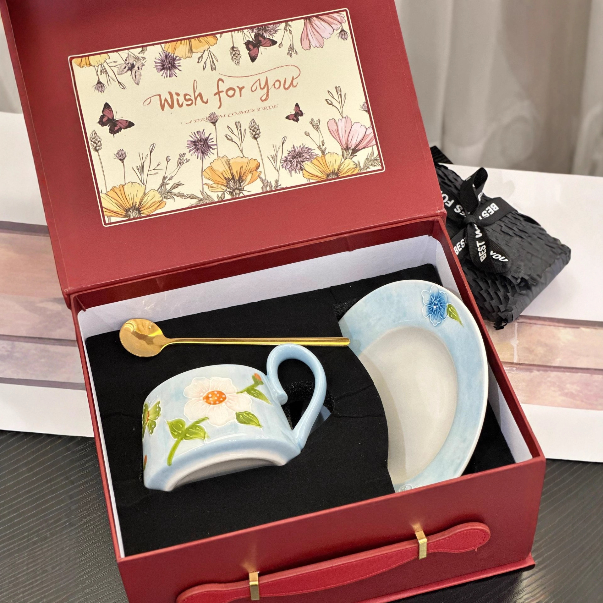 High Value Hand Painted Embossed Floral Cup And Saucer Set Breakfast Cup Ceramic Cup Coffee Cup Teacher's Day And Chinese Valentine's Day Gift_voghion.com