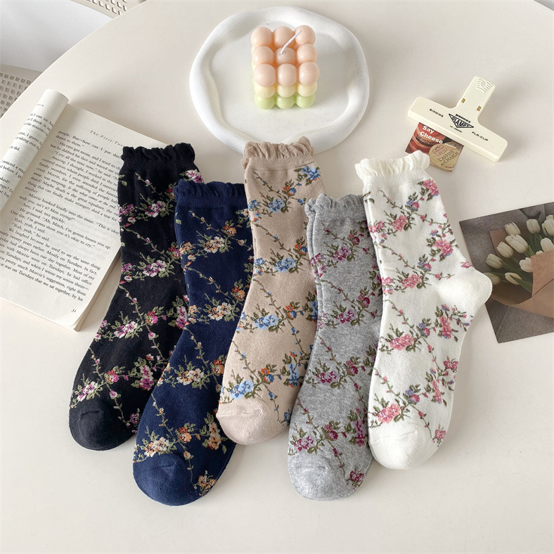 24 New Autumn and Winter Boots, Retro Small Floral Mid-Calf Women's Socks, Bubble Mouth Fashionable and Sweet Ins Trendyy Cotton Socks