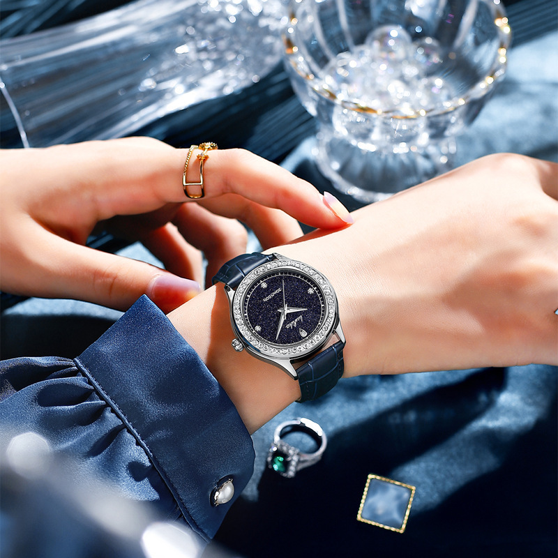 Lushika Uhr Weibliche Starry Sky Uhr Douyin Gleichen Stil Uhr Mode Cross-Border Licht Luxus Wasserdichte Quarzuhr Großhandel_voghion.com