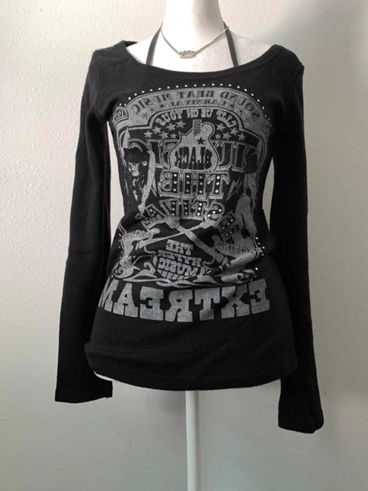 검은 만화 패턴 긴팔 티셔츠 여성 가을 미국 스타일 복고풍 디자인 크루 넥 탑