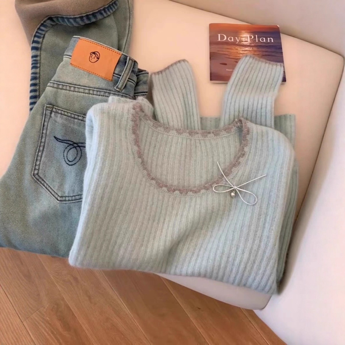 感温柔风打底衫女秋冬季洋气内搭修身显瘦超好看短款毛衣上衣