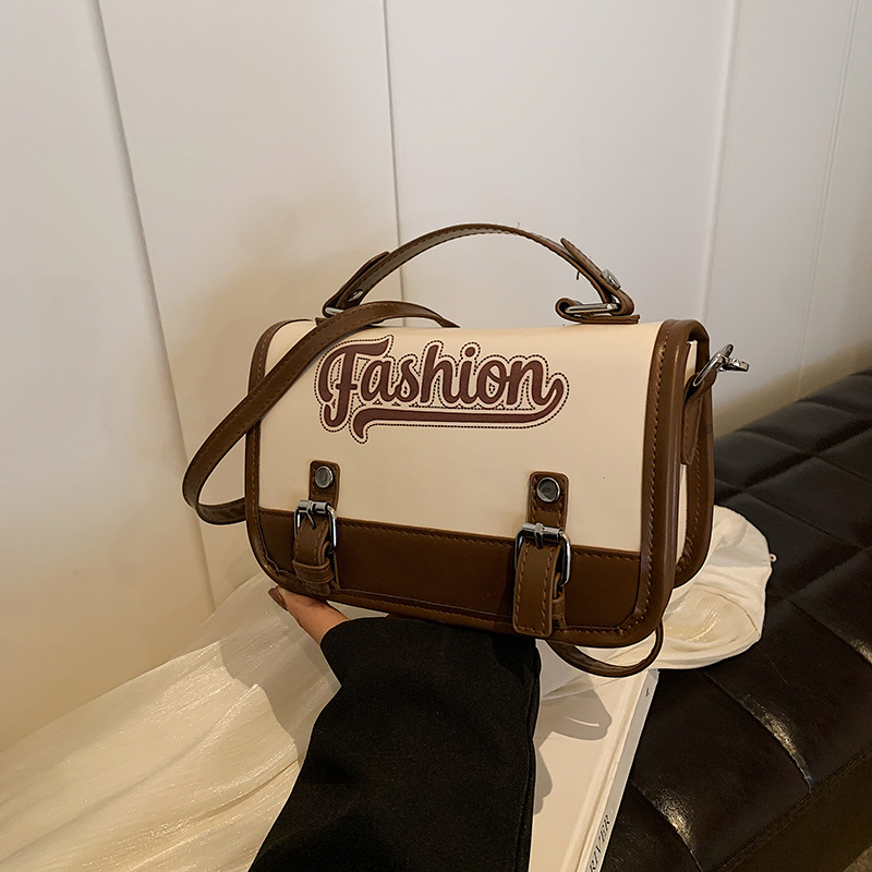 Bolsos pequeños portátiles para mujer 2024 primavera y verano nuevas letras de moda color de contraste bolso cuadrado pequeño de un solo hombro bolso mensajero de cercanías