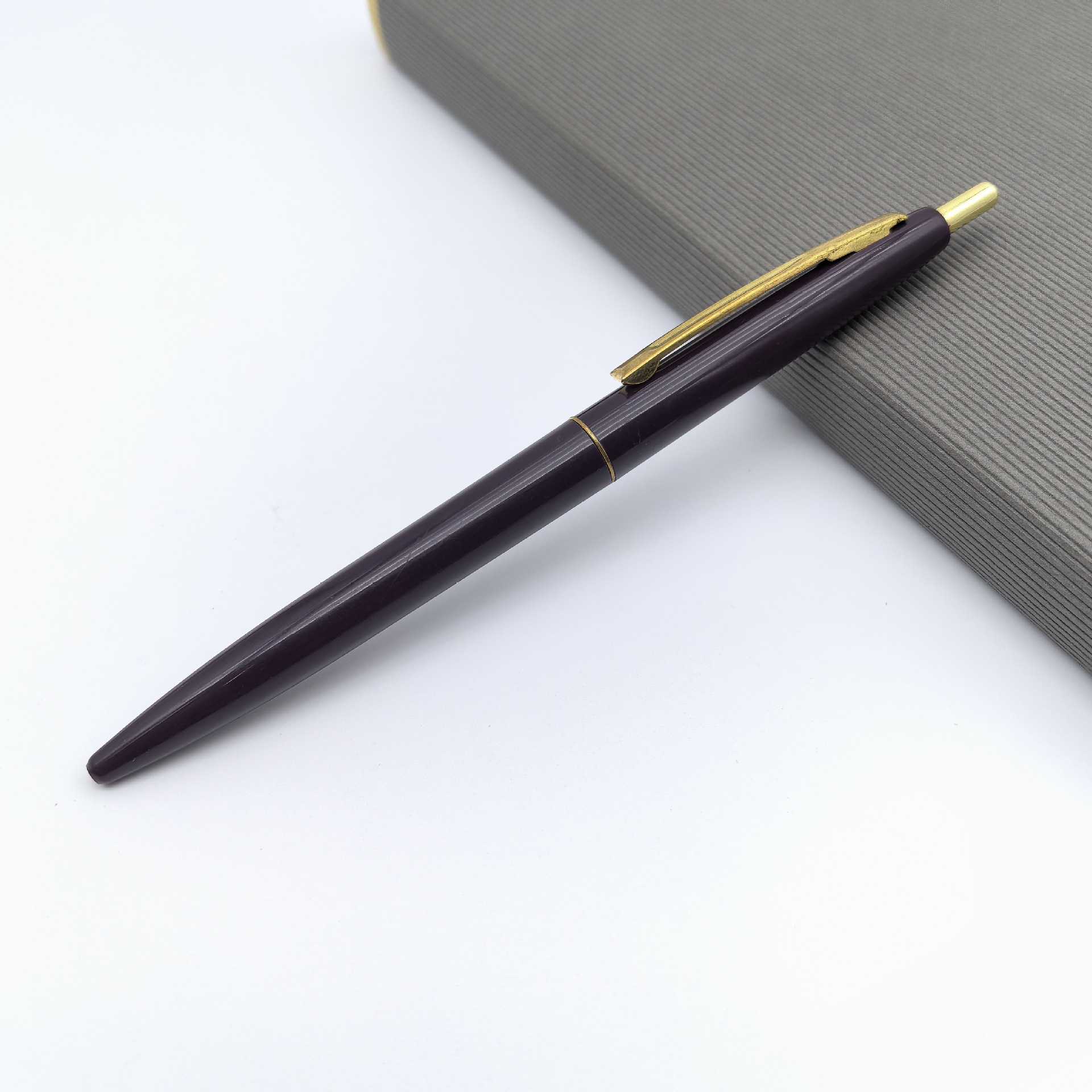 Personalizado clásico retro bolígrafo pequeño hotel Gaoshi puede hacer un conjunto de bolígrafo de promoción de publicidad de presión