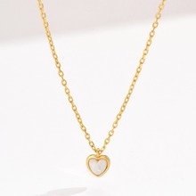 琳娜新款复古金色心形设计S925银项链镶澳宝石经典优雅520情人节