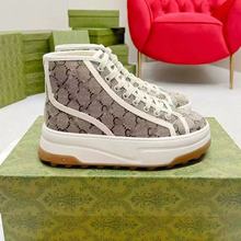 羳GҸ߰1977ߎͺϻ̽ЬٴɸeŮЬ