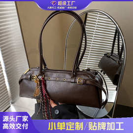 小众复古法棍包包女2026新款时尚手拎腋下包高级感休闲单肩包