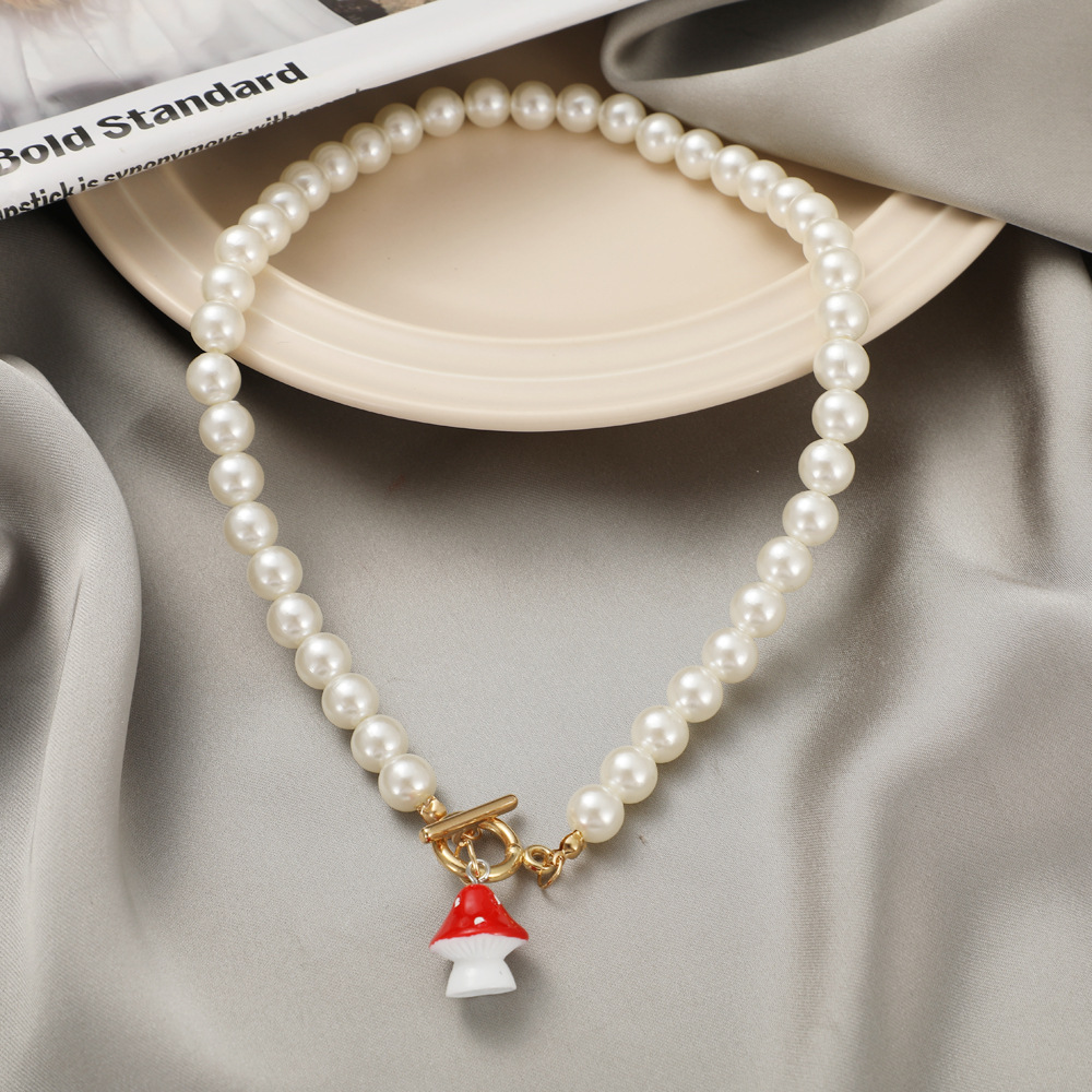 fashion alloy mushroom pendant pearl necklace