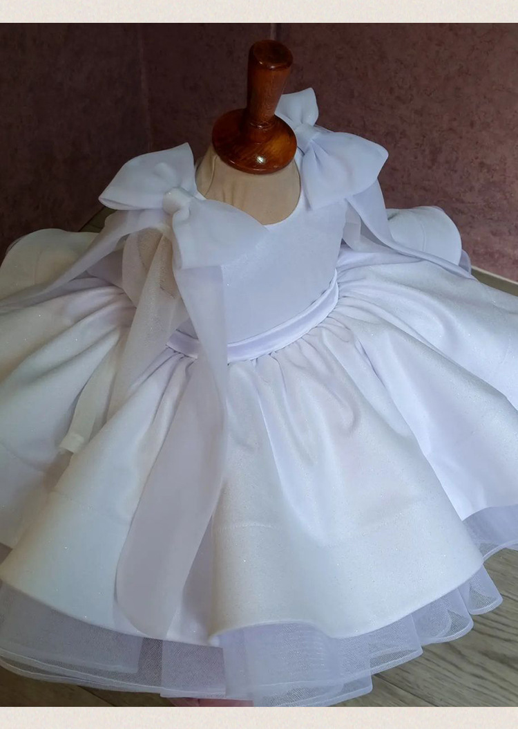 Vestido de cetim branco para menina com laço e tutu princesa_voghion.com