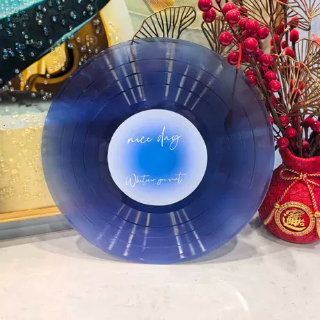 Transparent jelly gradient blue