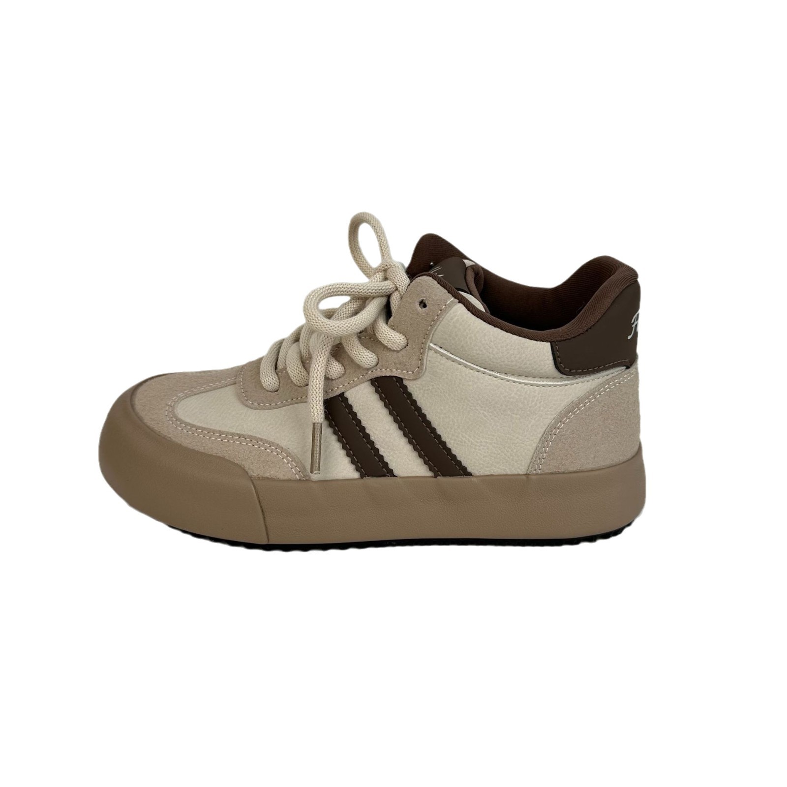 Zapatos Maillard estilo Hong Kong zapatos de entrenamiento alemán 2024 nuevos zapatos casuales de algodón zapatos de estudiante zapatos de invierno 6588 generación