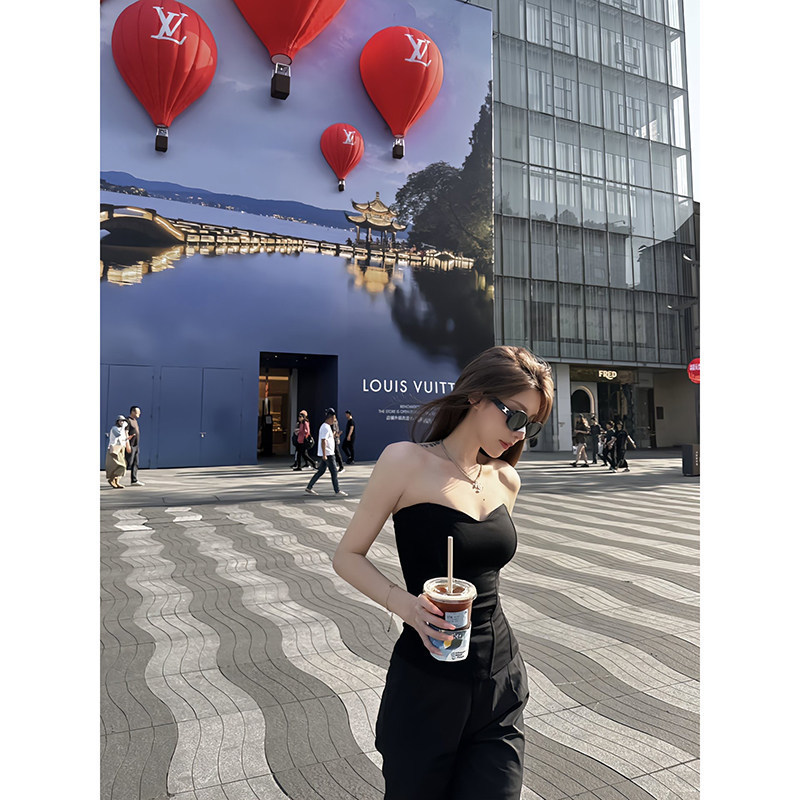 Sexy Black Tube Top for Women 2026 Summer New Style with Three-Dimensional Design, Slim Fit, Flattering, Outerwear Strapless Tank Top