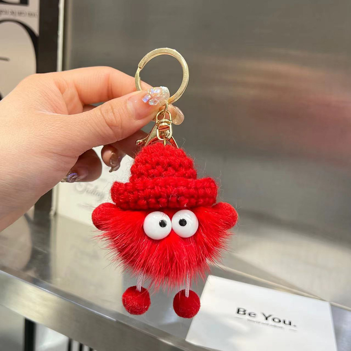 Llavero Colgante de Peluche Hecho a Mano para Automóvil y Bolso