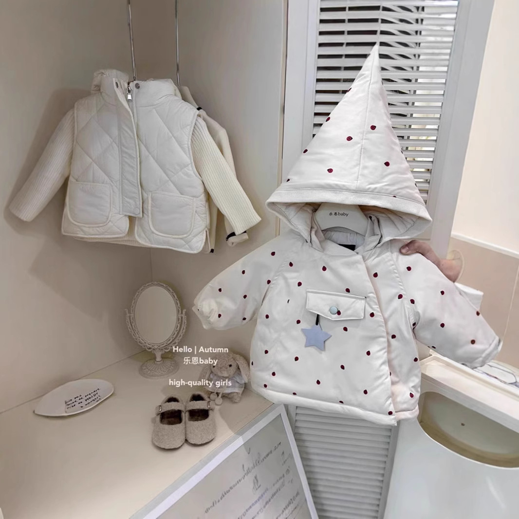 【萌娃过冬】女童秋冬新款米色精灵帽波点棉服外套宝宝可爱厚棉袄
