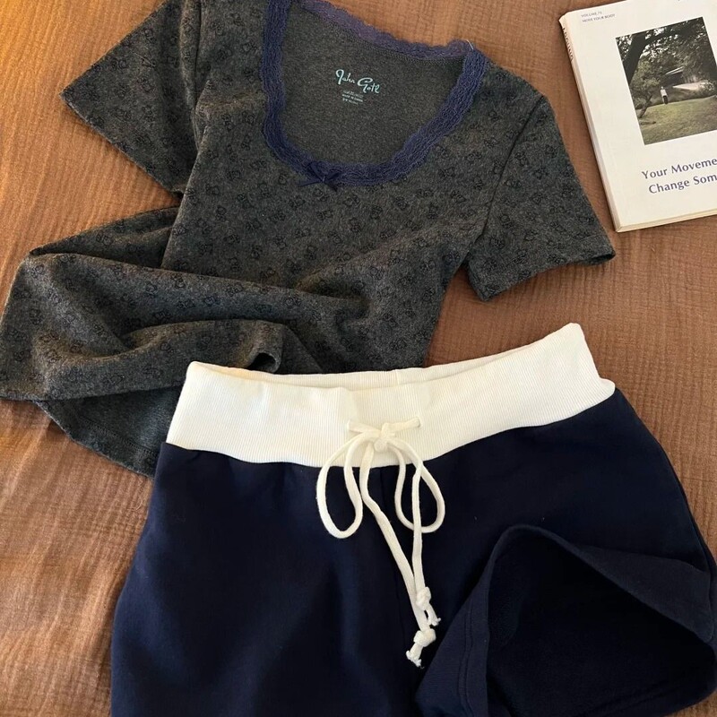 2026 New Summer Style Retro Bear Lace Short-Sleeved Shorts Comfortable Round Neck Pajamas Women's Home Wear Set