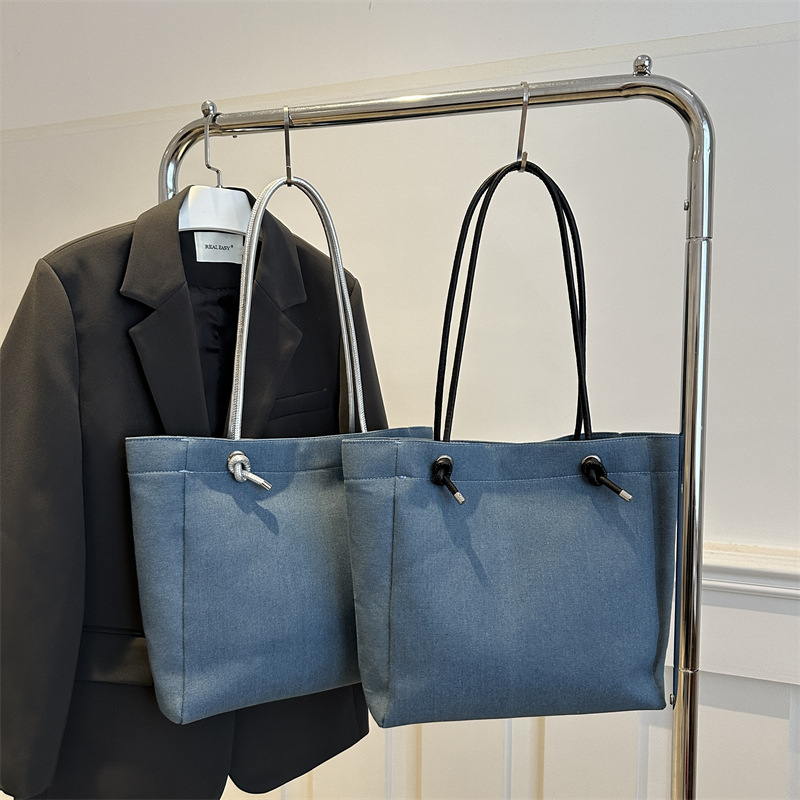2024 otoño nuevo estilo simple de moda de gran capacidad bolso de hombro de moda ocio de viaje literario de gran capacidad bolsa