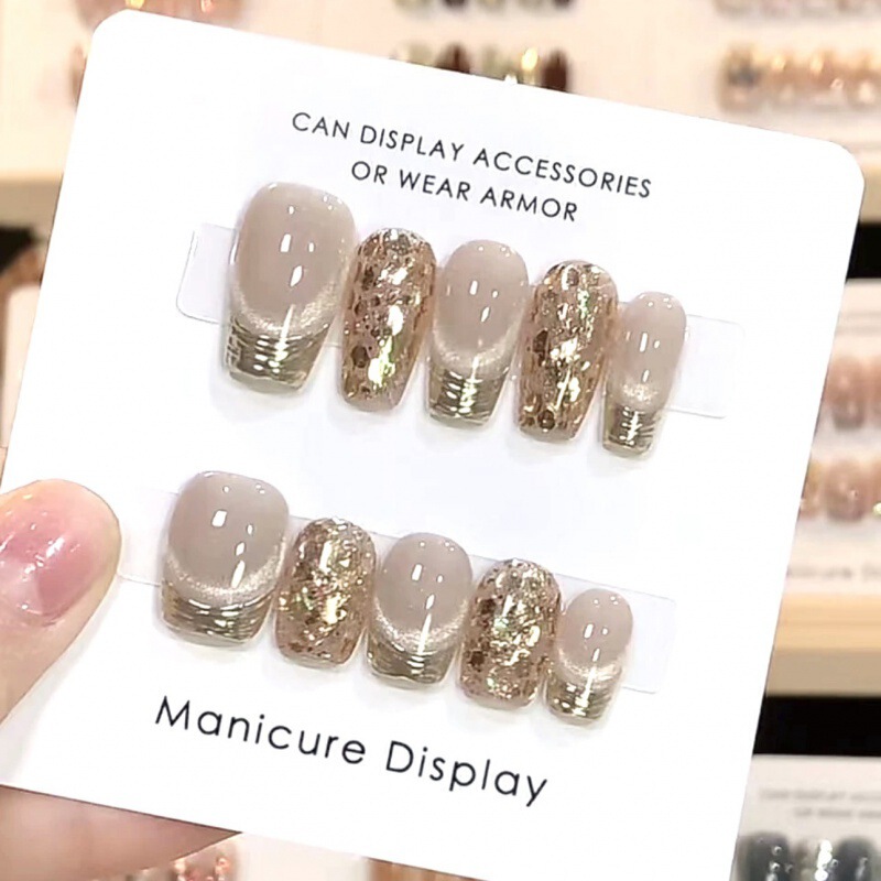 One eye for ten thousand years fake nails hand-worn nail white milky white champagne gold sequins mirror nail detachable finished product