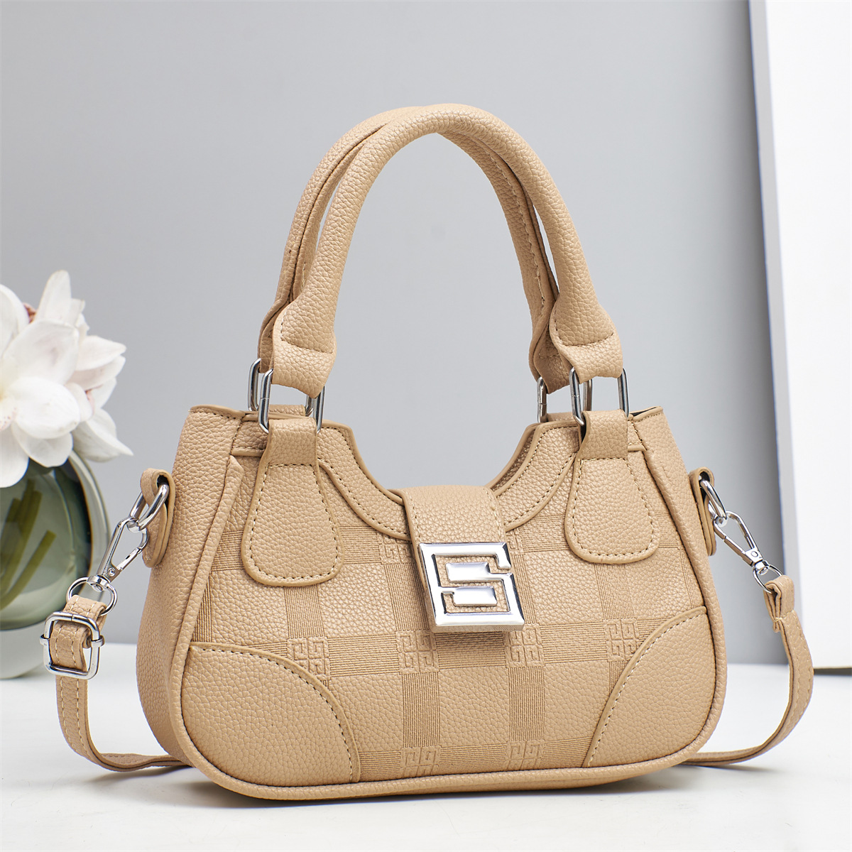 Temperamento versátil nuevo bolso coreano de moda mujer hermoso bolso de hombro bolso de mujer bolso de mujer bolso grande