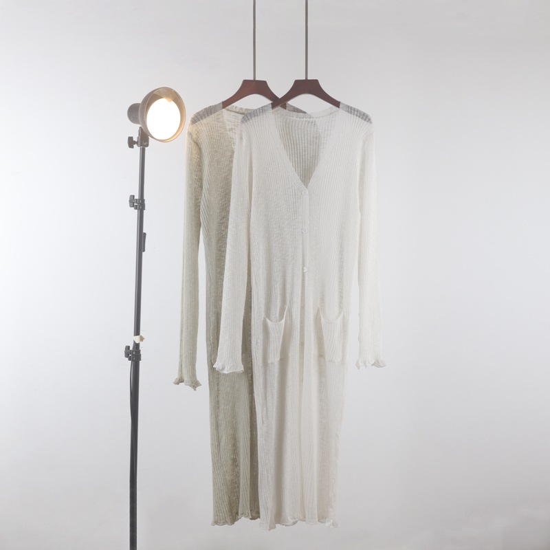 2025夏季新款休闲松弛感纯色V领长袖口袋木耳边长款针织修身开衫