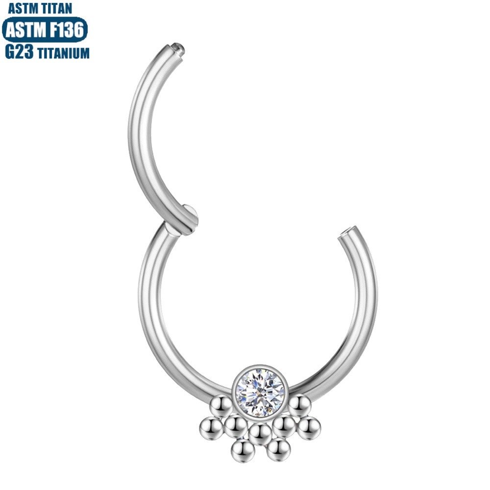 16G labret stud size and finish detail