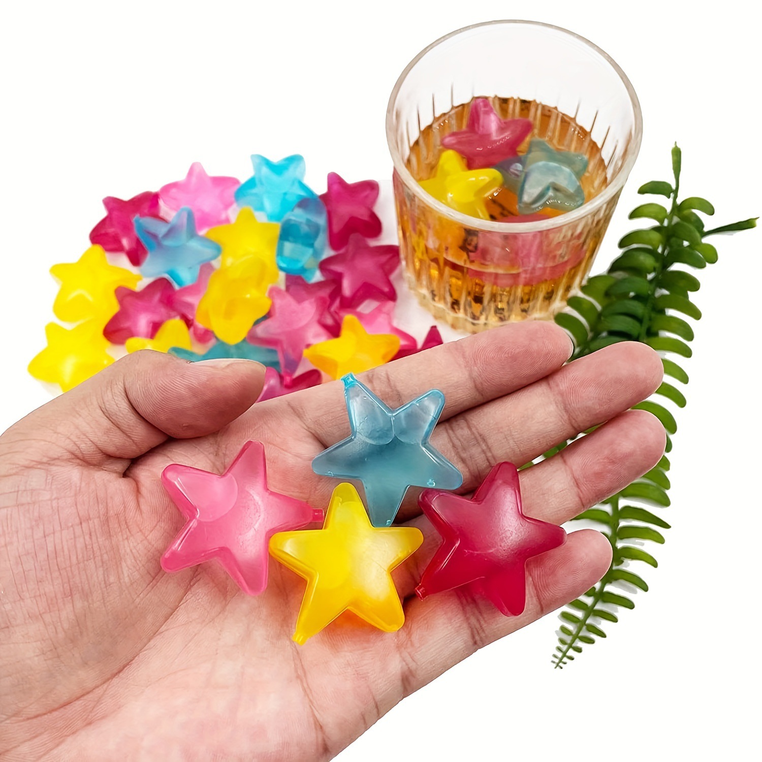 Envío gratis, 24 piezas, reutilizables, coloridos cubos de hielo artificiales decorativos de plástico en forma de estrella de cinco puntas que se pueden congelar.
