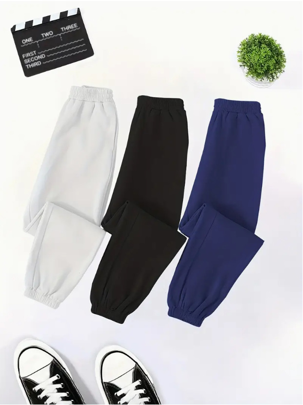 흰색 검정색 파란색