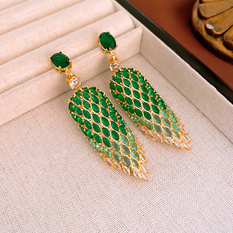 Pendientes de moda de temperamento retro vintage de mediana edad