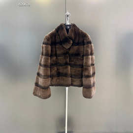 2025秋冬新款 优雅奢华 简约大方 经典深咖色濑兔毛皮草外套批发