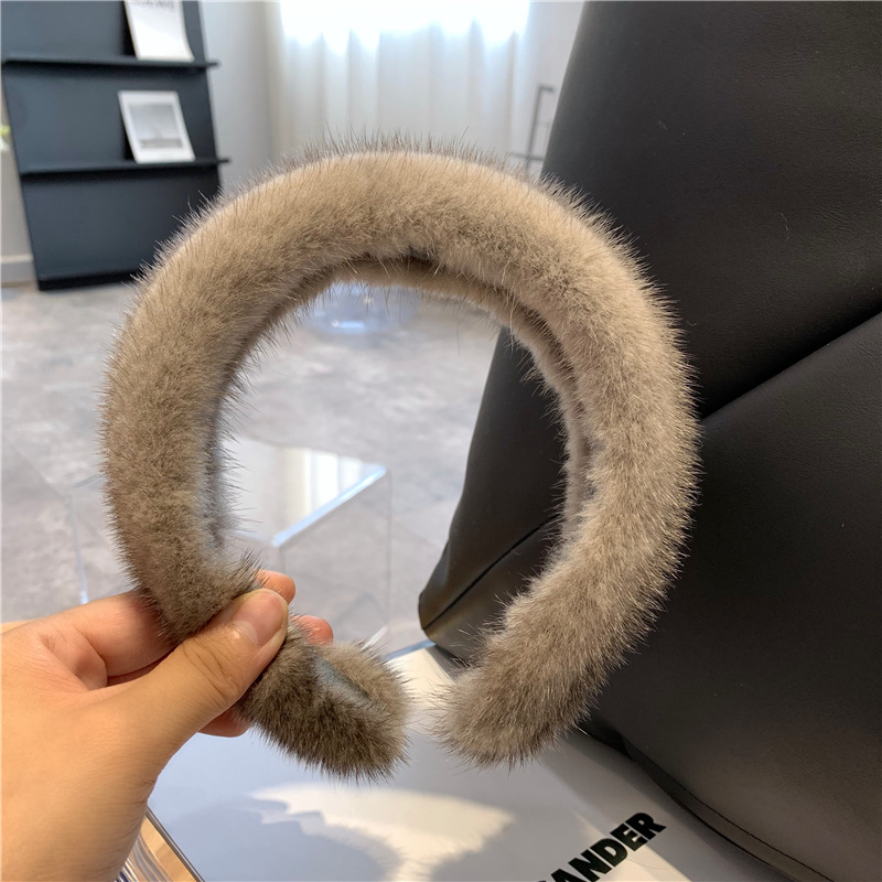 120g Weight Hair Band Hair Accessories Type 1 Piece Quantity Holiday Occasion Plush Material Solid Color Pattern Women's Gender Elegant Style Women's Elegant Solid Color Plush Hair Band 6