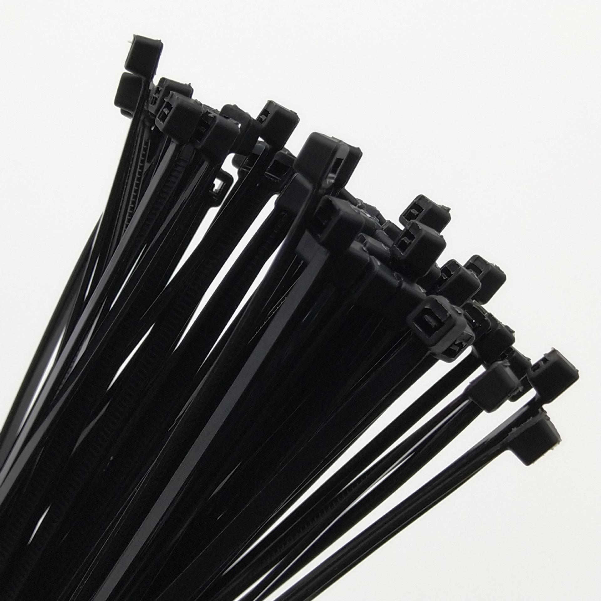 尼龙扎带厂家2.5*100/150/200/3002.7*200/250 3.6*200/250/300