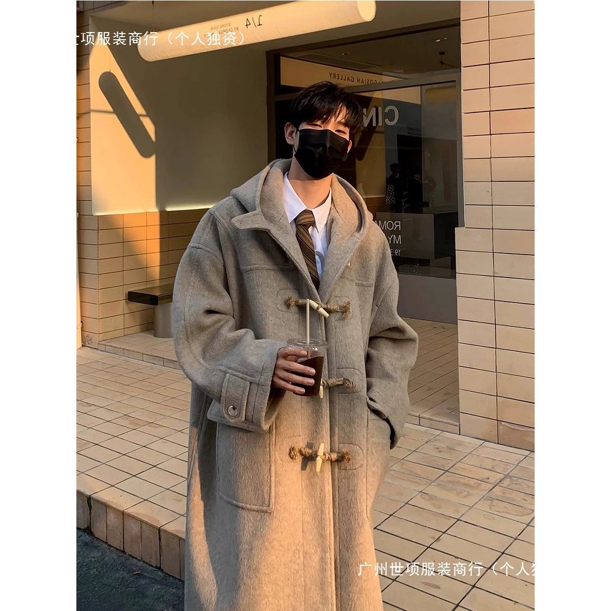 Осенний и зимний рога с капюшоном шерстяное пальто