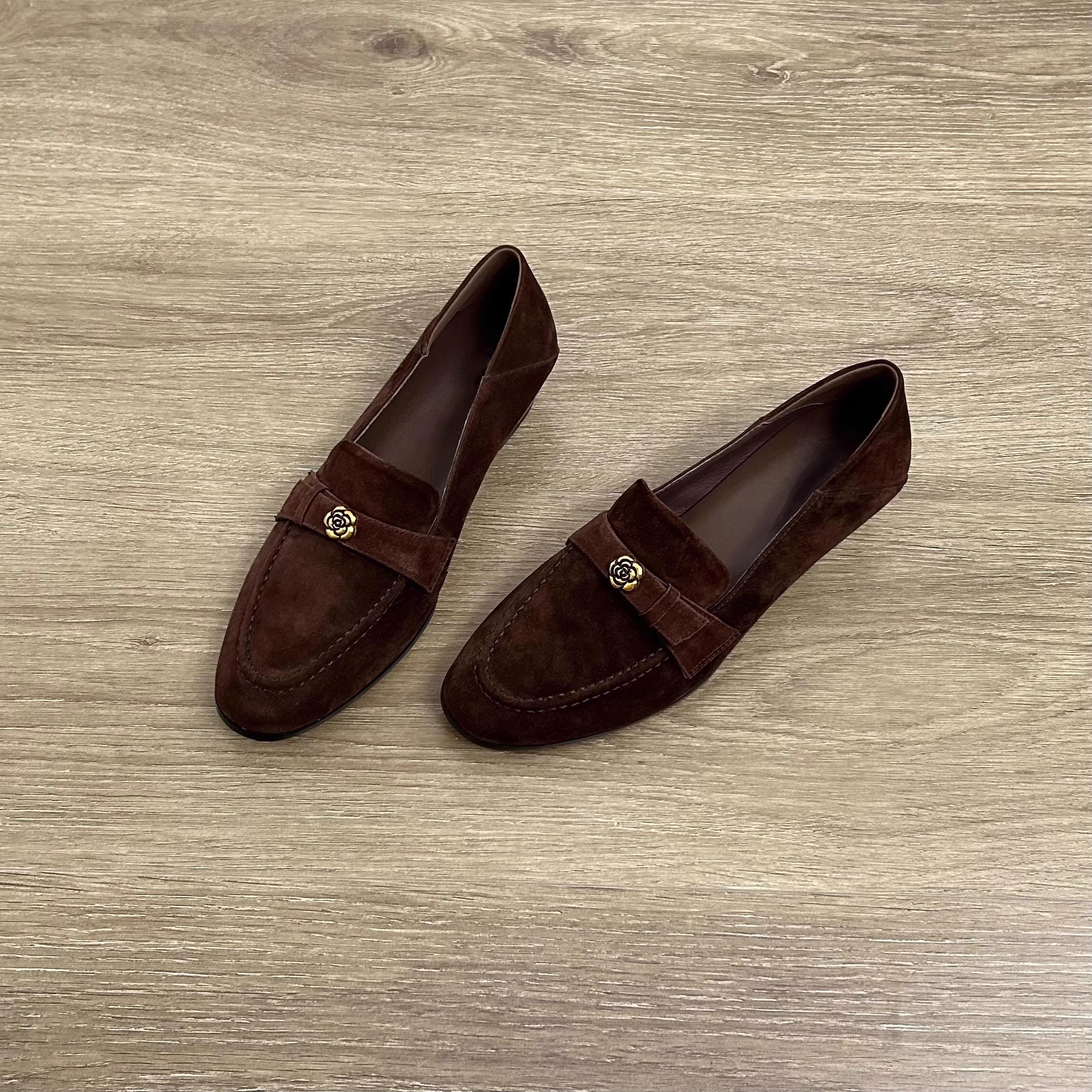 Retro French Camellia Loafers For Women 15 O1CN01tBLqHT22u2S8fp1qv !!2219388187179 0 cib