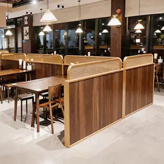 奶茶店饭店酒吧简约金属遮挡餐厅火锅店长虹玻璃屏风轻奢卡座隔断