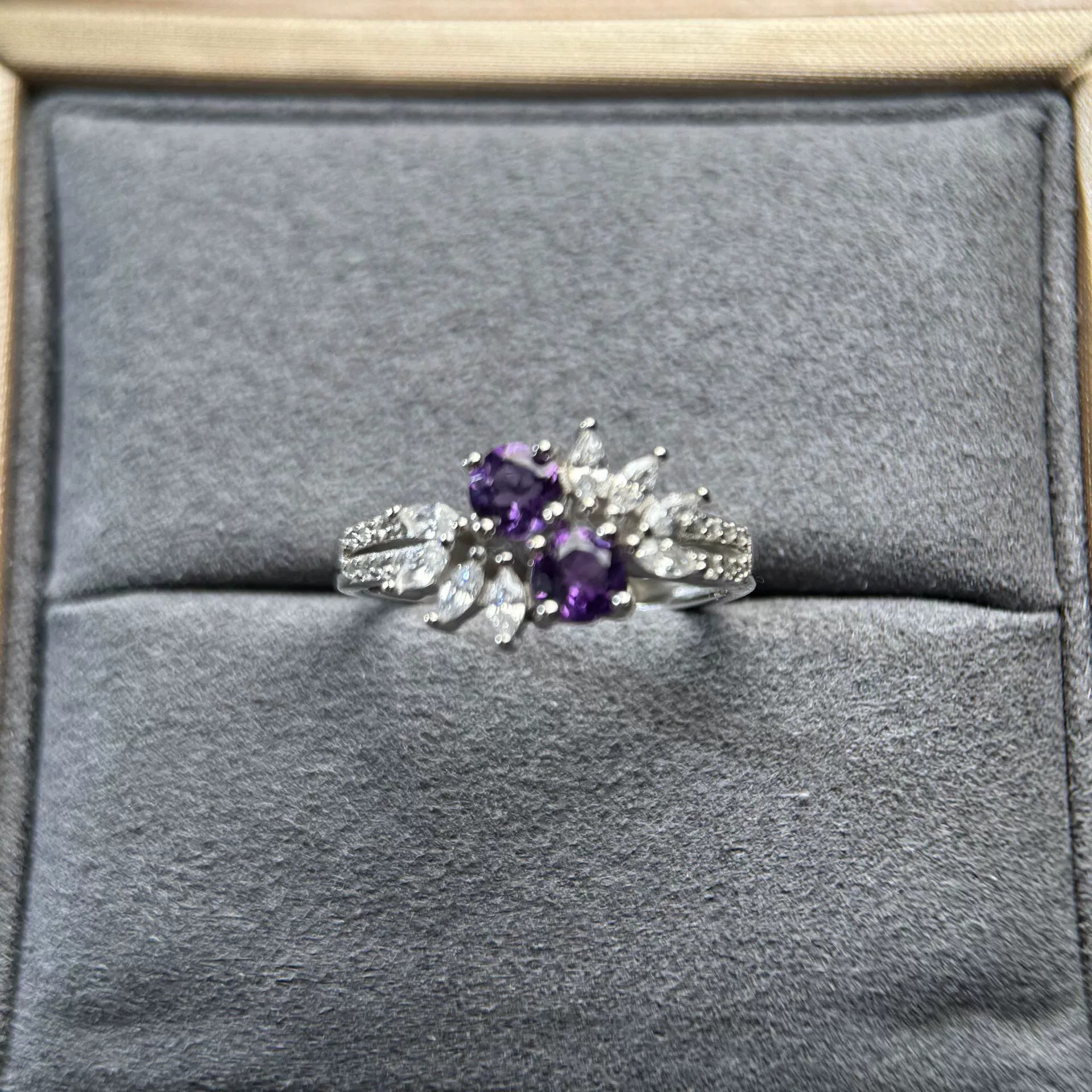 Organic adjustable universal ring with amethyst, silver 925 sample, does not fade