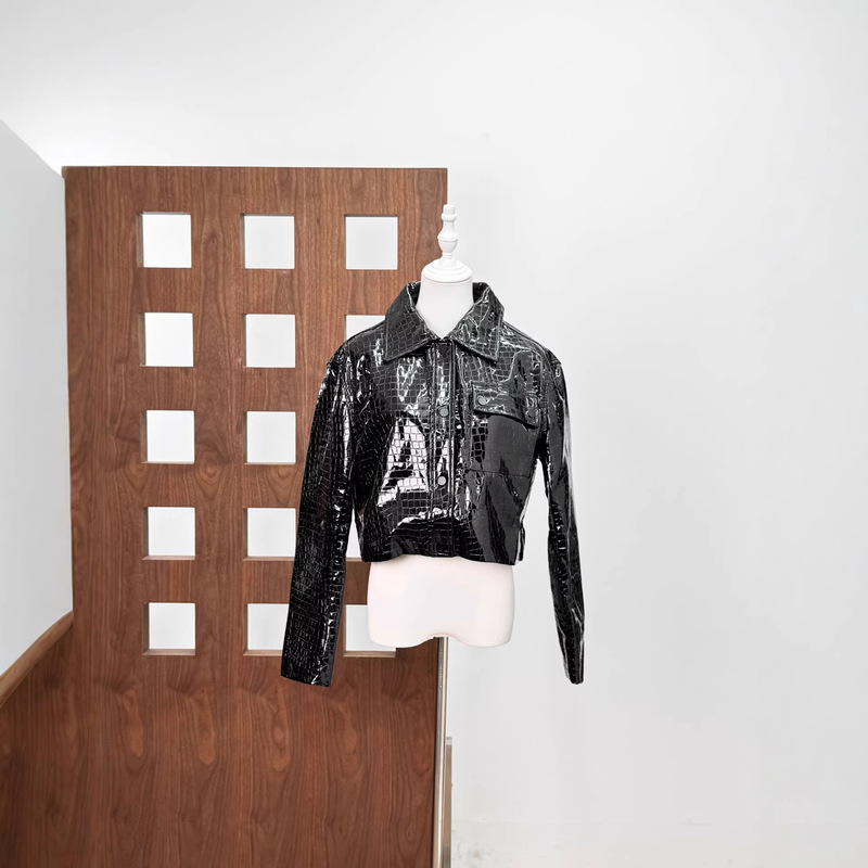 2024 Autumn New Crocodile Pattern Patent Leather Jacket Runway Style Versatile Short Coat Leather Jacket Women's Top