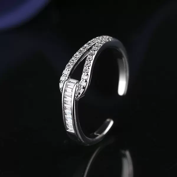 Factory Direct Selling Japan and South Korea Hot Sale Light Luxury Simple Row Ring Loose Mouth Design Diamond Index Finger Ring Women Ring Jewelry