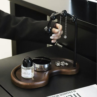 �M�ռҾӺ���ľ���P耳��ռ{�[������T��Ь���ߙn��ľ������бP