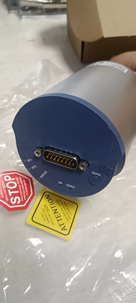 CDG045D Вакуумметр Torr 10 3CC1-95E-2300, импортированный из США, 3 комплекта на складе