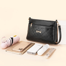 女士包包新款冬季斜挎单肩包软皮大容量中年女包展会走摊女包