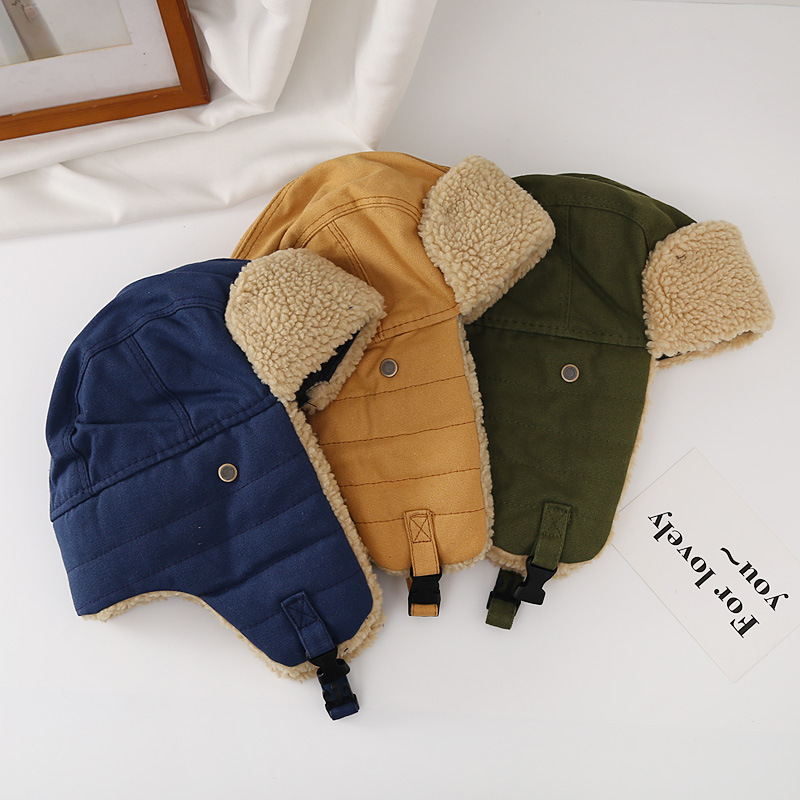 Chapeau de trappeur Lei Feng pour hommes et femmes, chapeau d'hiver de style coréen pour vélo électrique, chapeau de protection des oreilles, chapeau en coton chaud du nord-est, chapeau de pilote de moto_voghion.com