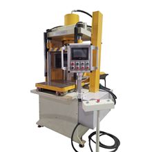 伺服滚动式液压机压铸小型散热片压边机摩托车配件压铸机伺服滚压