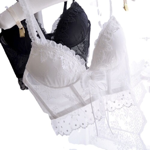 Long-term Japanese white and black embroidered waistband student girl cute flying edge push-up sexy underwear bra set