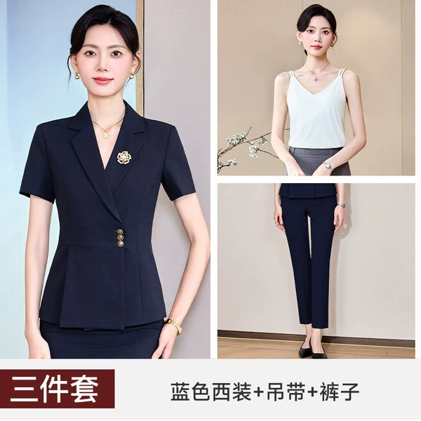 Classic suit jacket, trousers, lifting effect