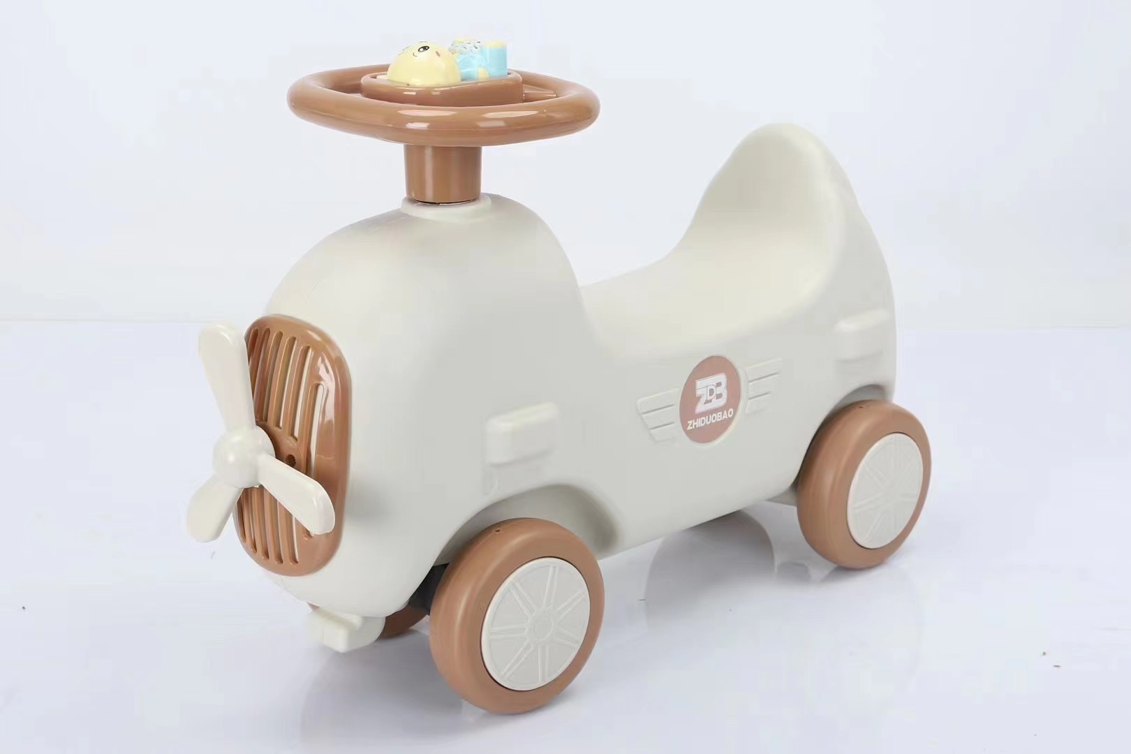 Caballo mecedora de los niños de la manera 1-2 años de edad juguete del bebé del regalo engrosada de plástico con música bebé Trojan caballo mecedora