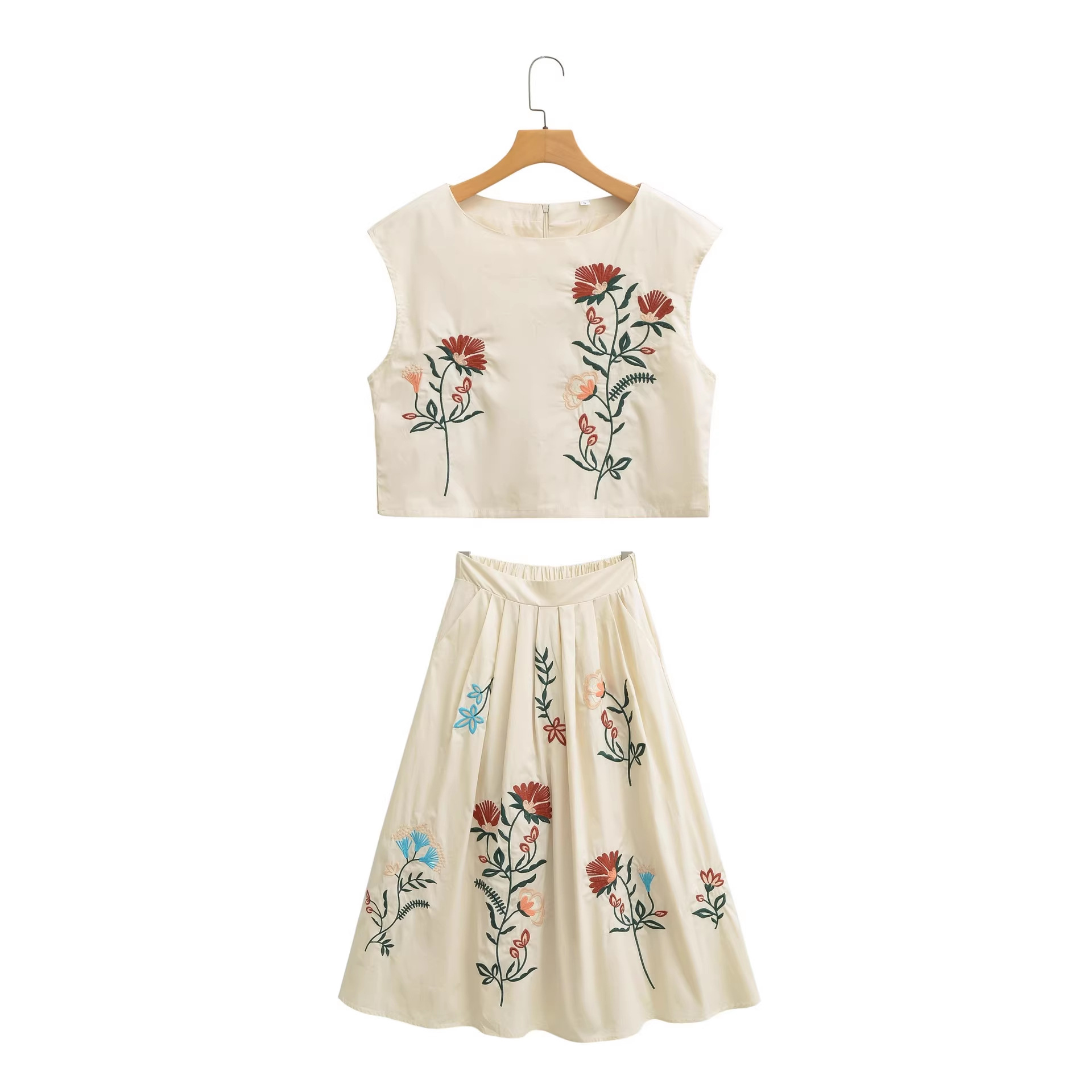 Ethnic Style Women's Casual Sleeveless Heavy Embroidery Vest + Skirt...