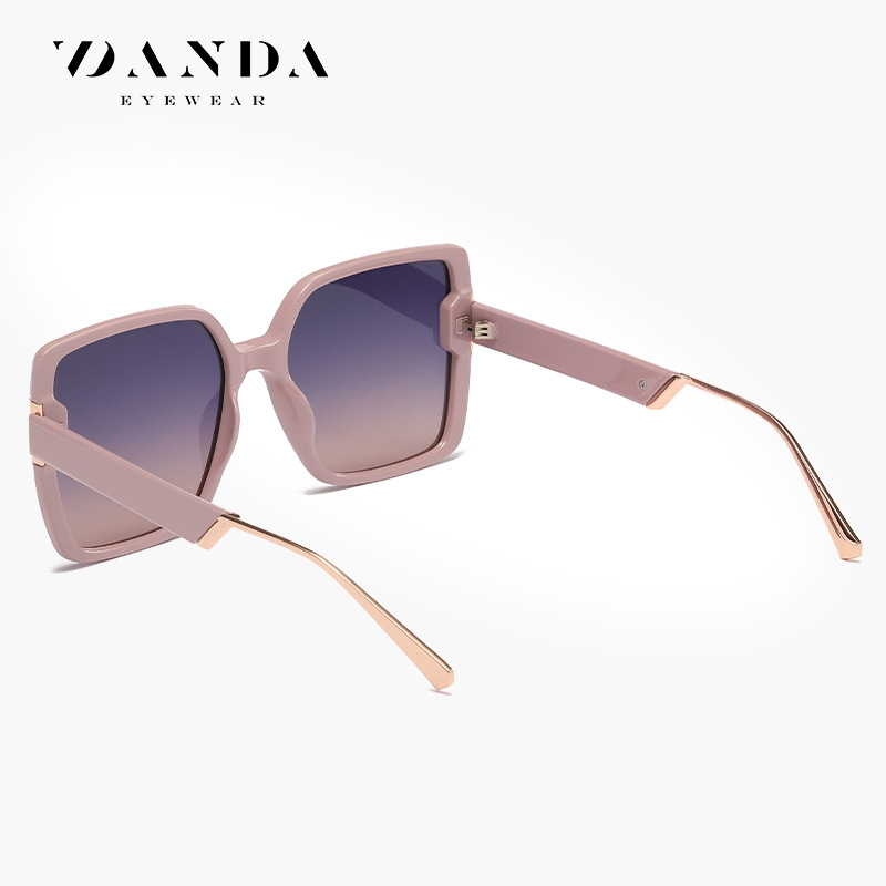 En stock nuevas gafas de sol polarizadas TJ718 moda calle tiro cuadrado gafas grandes marco adelgazante TR gafas de sol de mujer