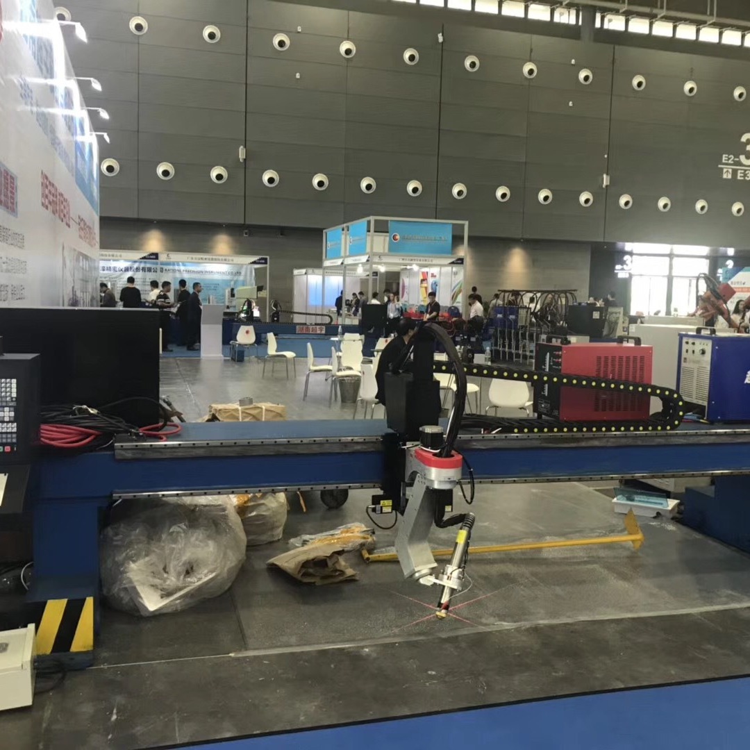 CYLMPDCUT系列数控坡口切割机器人系统 6轴控制平面坡口切割设备