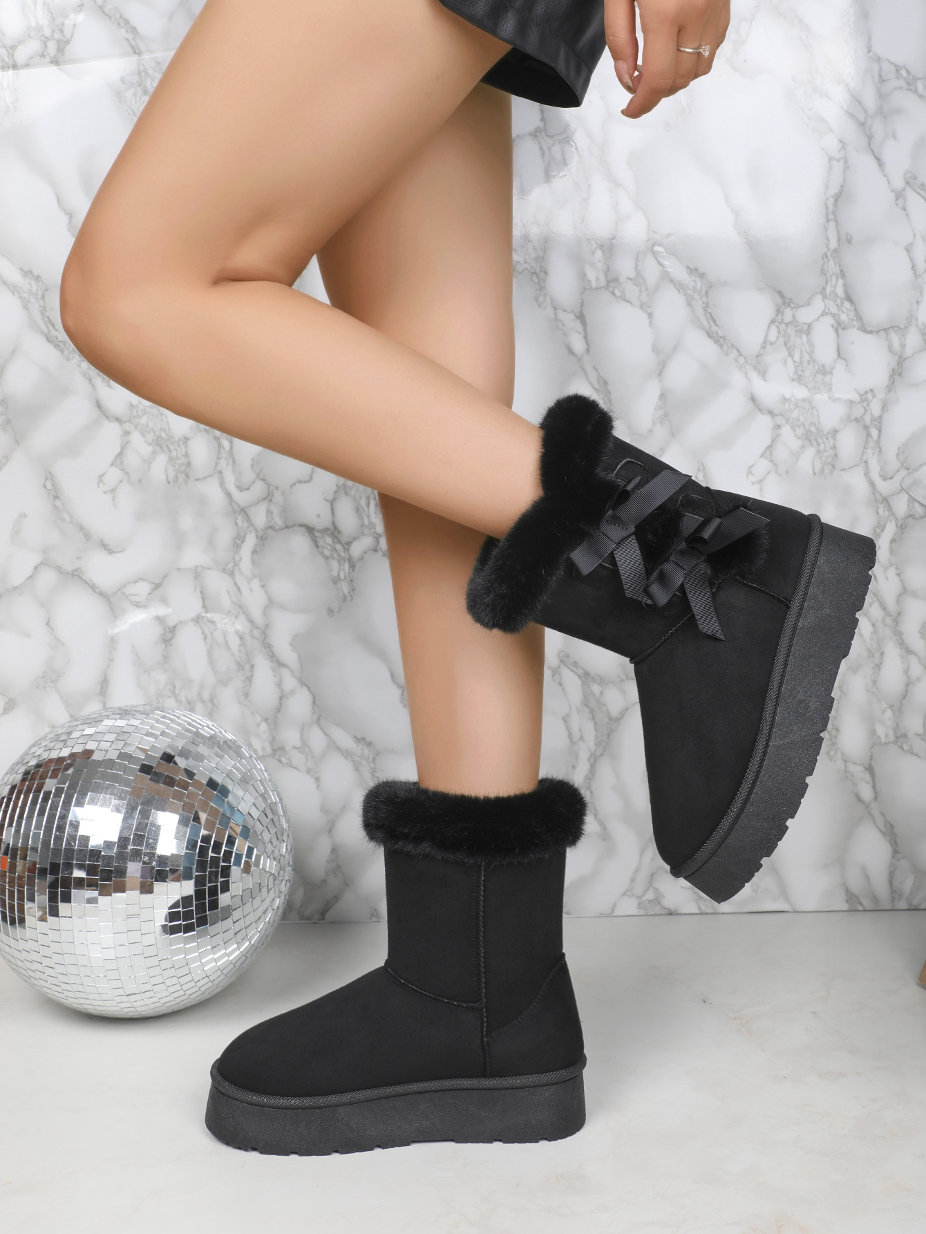 New women's s warm and fluffy casual bow_voghion.com