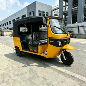 Afrikaya ixrac üçün yanacaqla işləyən sərnişin üçtəkərli velosipedləri, davamlı